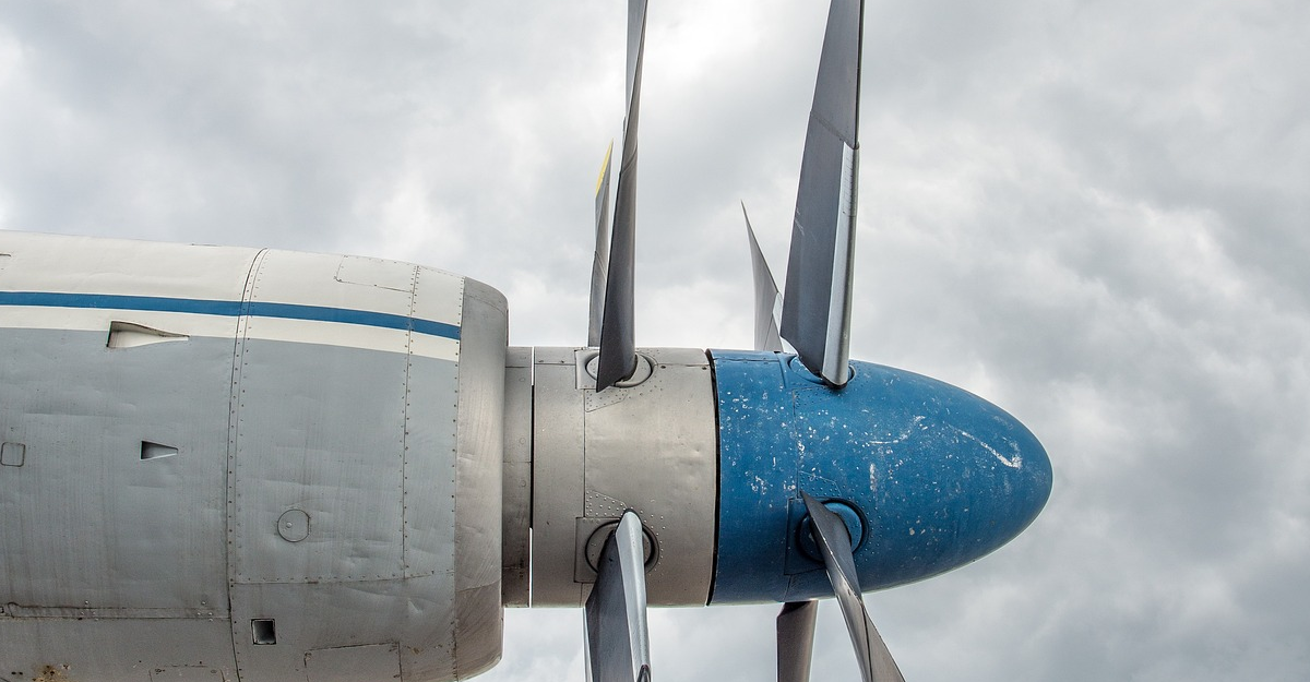 plane propellor in cloudy sky